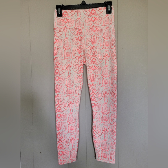 EUC Fabletics Boost PowerHold® High-Waisted 7/8 Legging - Picture 5 of 10